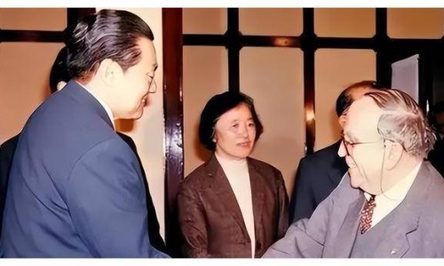 权威猴耳环消炎颗粒是消炎还是抗病毒平台,分享专业猴耳环消炎颗粒多少钱一盒十袋一袋6克知识_猴耳环消炎颗粒宝立佳图片网